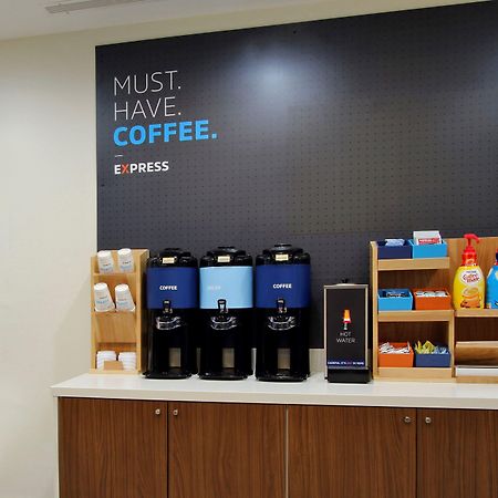 Holiday Inn Express - Plymouth By Ihg Extérieur photo