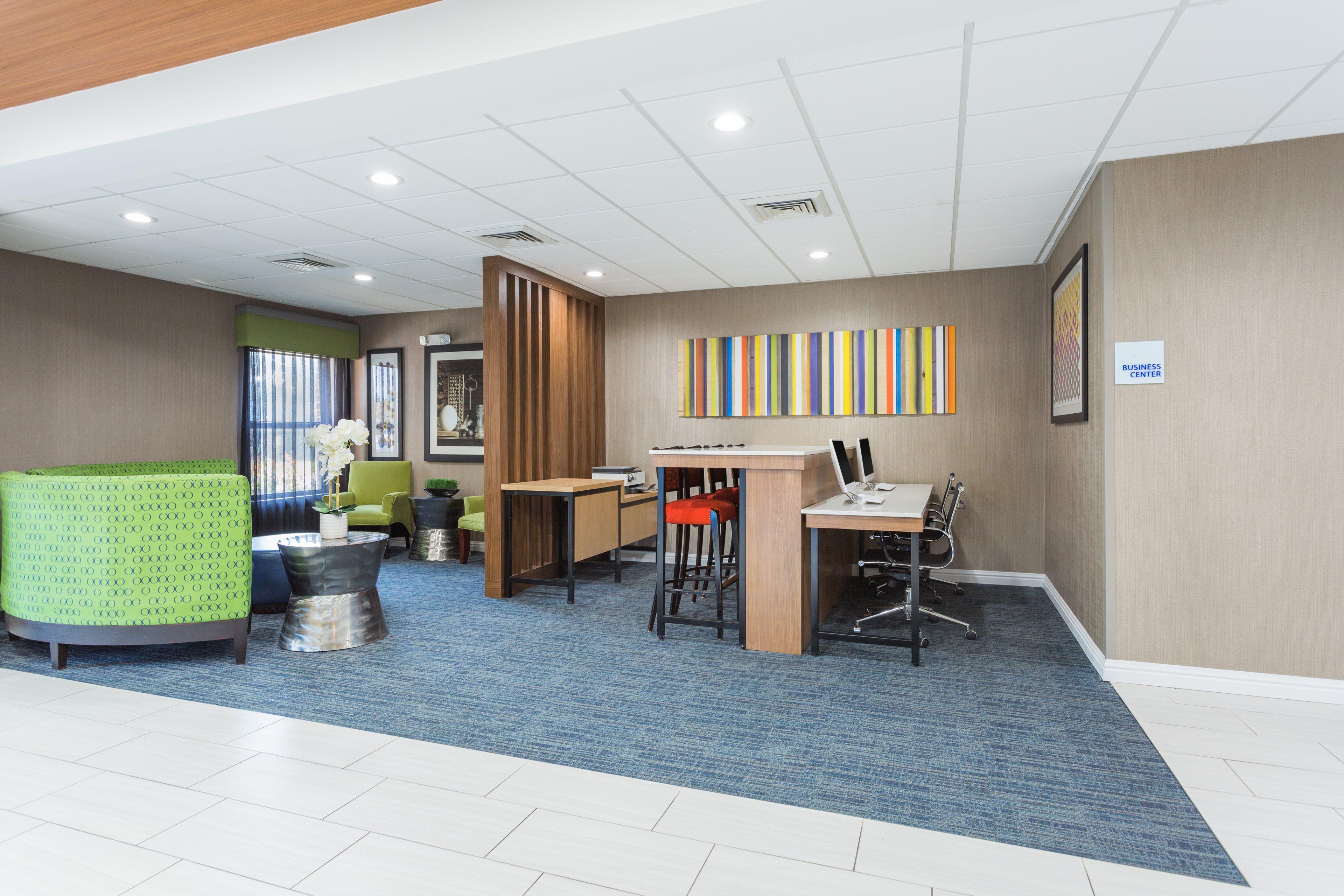 Holiday Inn Express - Plymouth By Ihg Extérieur photo