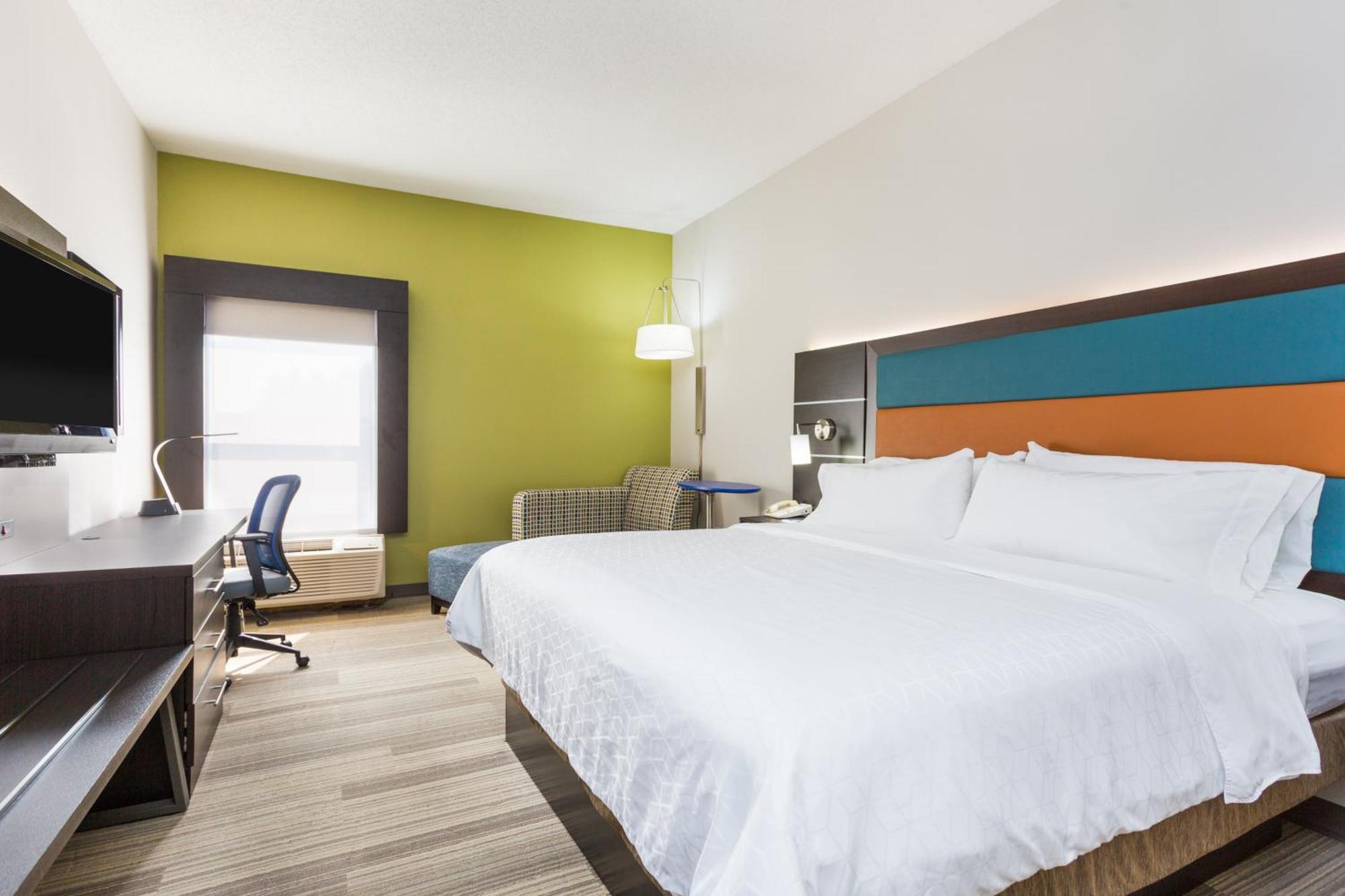 Holiday Inn Express - Plymouth By Ihg Extérieur photo