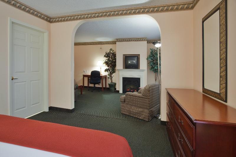 Holiday Inn Express - Plymouth By Ihg Extérieur photo